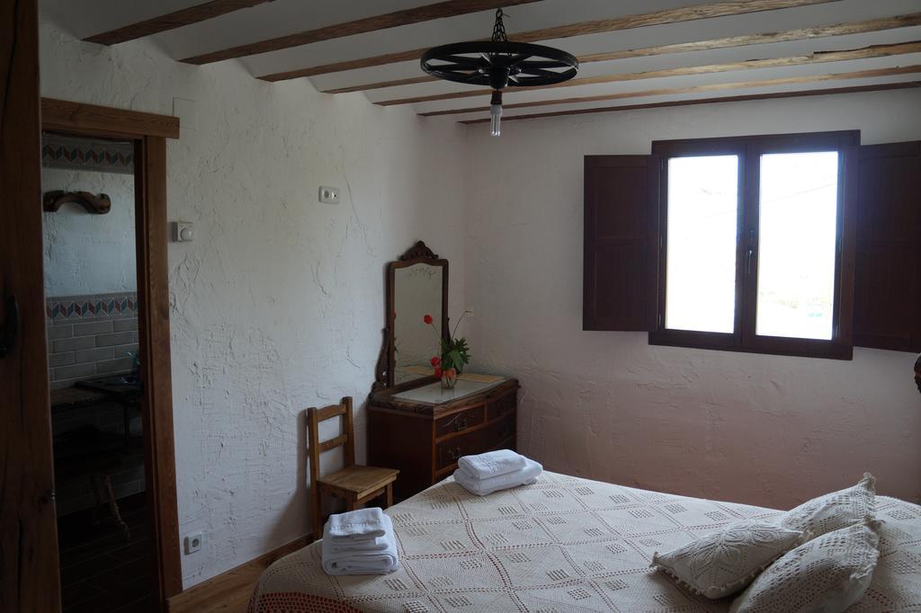 Olmos de Atapuerca Casa Rural Bioenergetica La Serrezuela מראה חיצוני תמונה