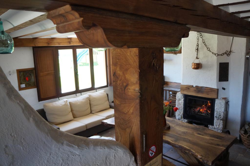 Olmos de Atapuerca Casa Rural Bioenergetica La Serrezuela מראה חיצוני תמונה